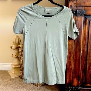 Athleta workout top
